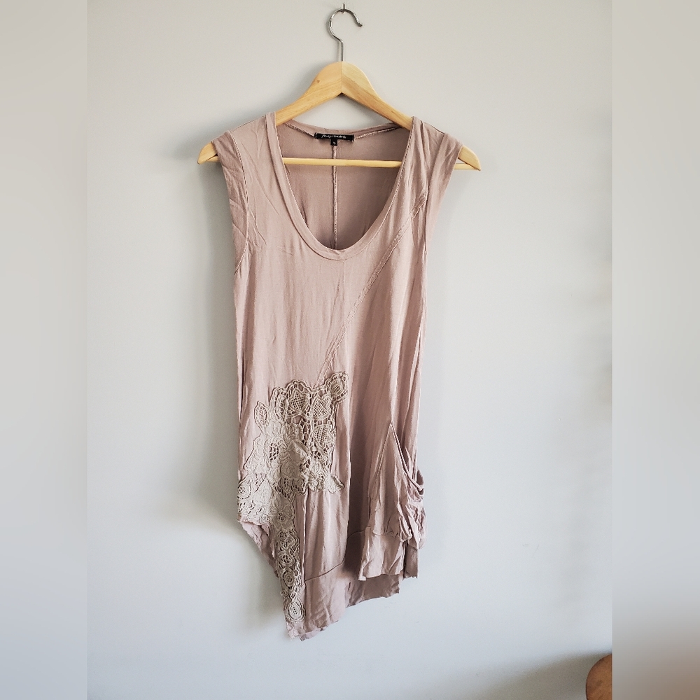 Foreign Exchange Tank Top. Womens Small. EUC